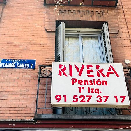 Pension Rivera Madrid Luaran gambar